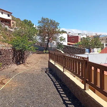 El Roque - Calm & Bbq, El Hierro Taibique