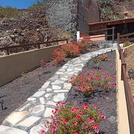 El Roque - Calm & Bbq, El Hierro *